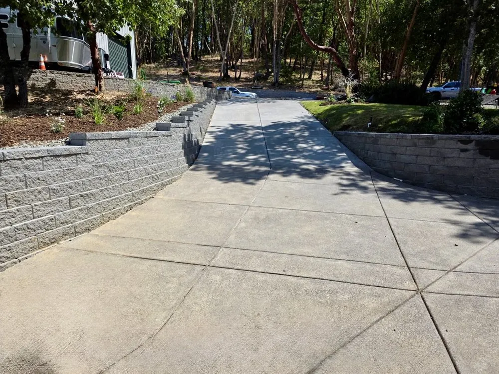 Custom landscape design in Central Point, OR - Garden View Landscape & Construction