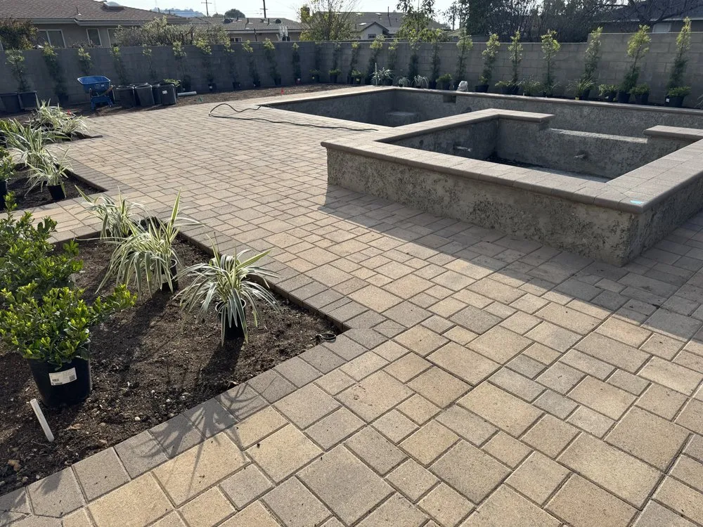 Top-rated yard maintenance experts serving Monrovia, CA - Garden View Landscape and Pools