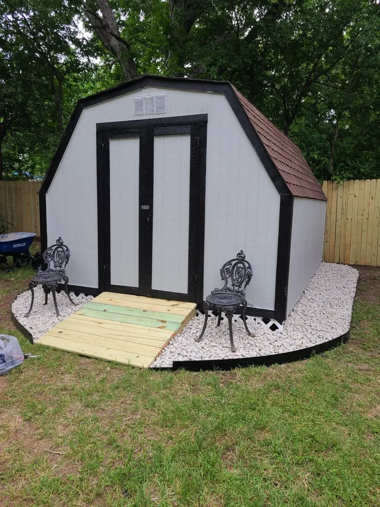 Expert yard cleanup service for residential properties across Burleson, TX - Garden Whisperer Landscaping