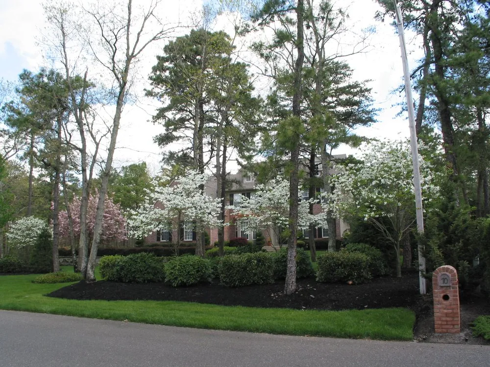 Reliable lawn mowing service in Evesham, NJ - Gardencrest II Landscaping & Property Maintence