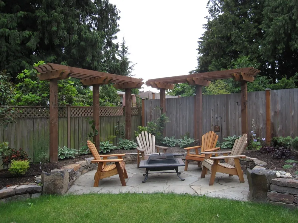 Custom residential landscaping for beautiful yards across Seattle, WA - Gardener's Choice Landscaping