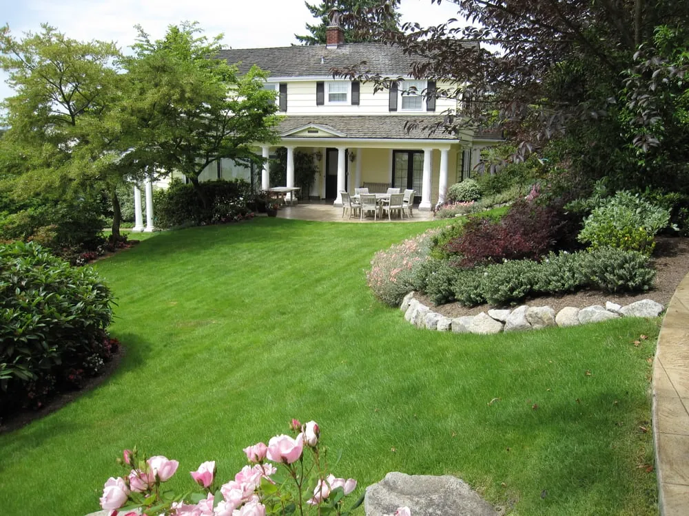 Trusted lawn mowing service in Seattle, WA by Gardener's Choice Landscaping