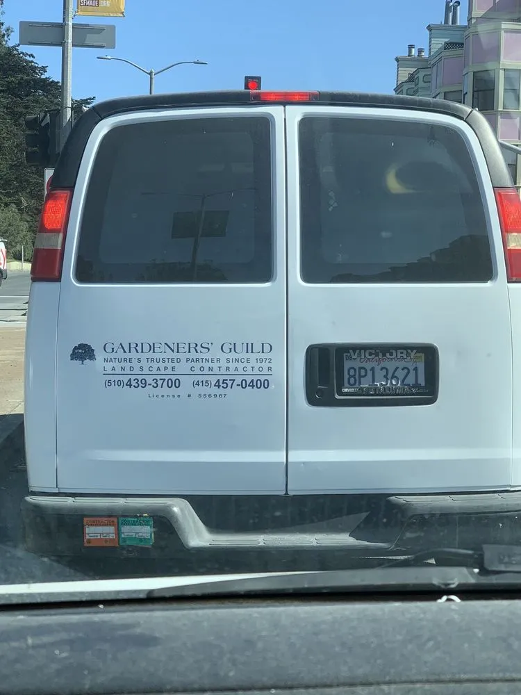 Trusted yard cleanup service for homes across Richmond, CA - Gardeners Guild