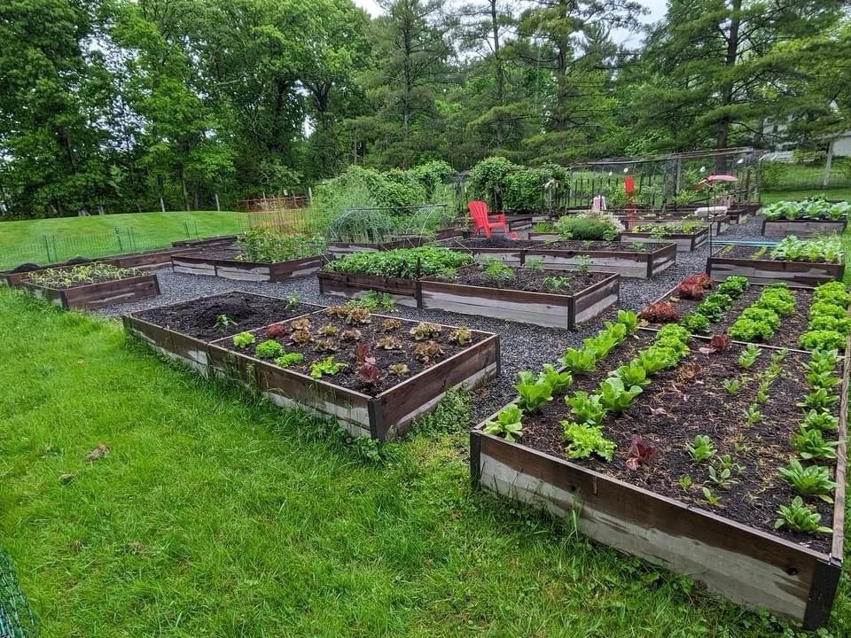 Trusted outdoor landscaping experts serving Burlington, VT - Gardener's Supply Company