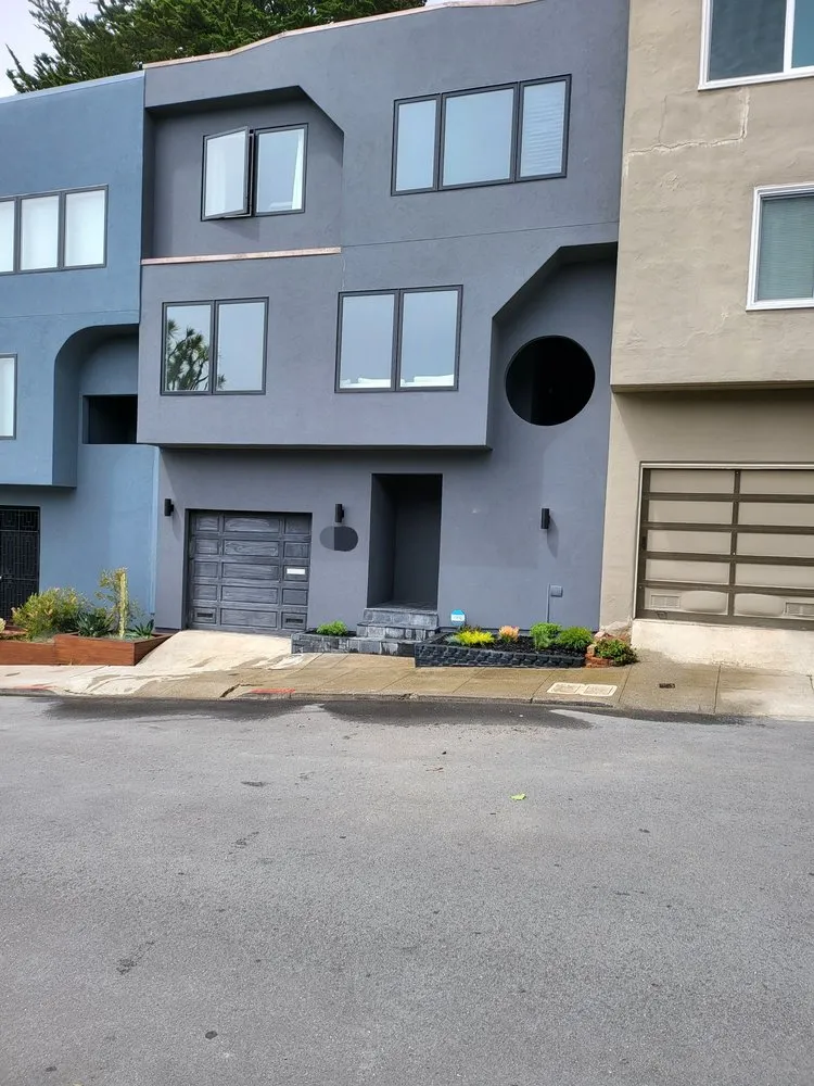 Expert yard cleanup service in Oakland, CA by Gardenias Landscape