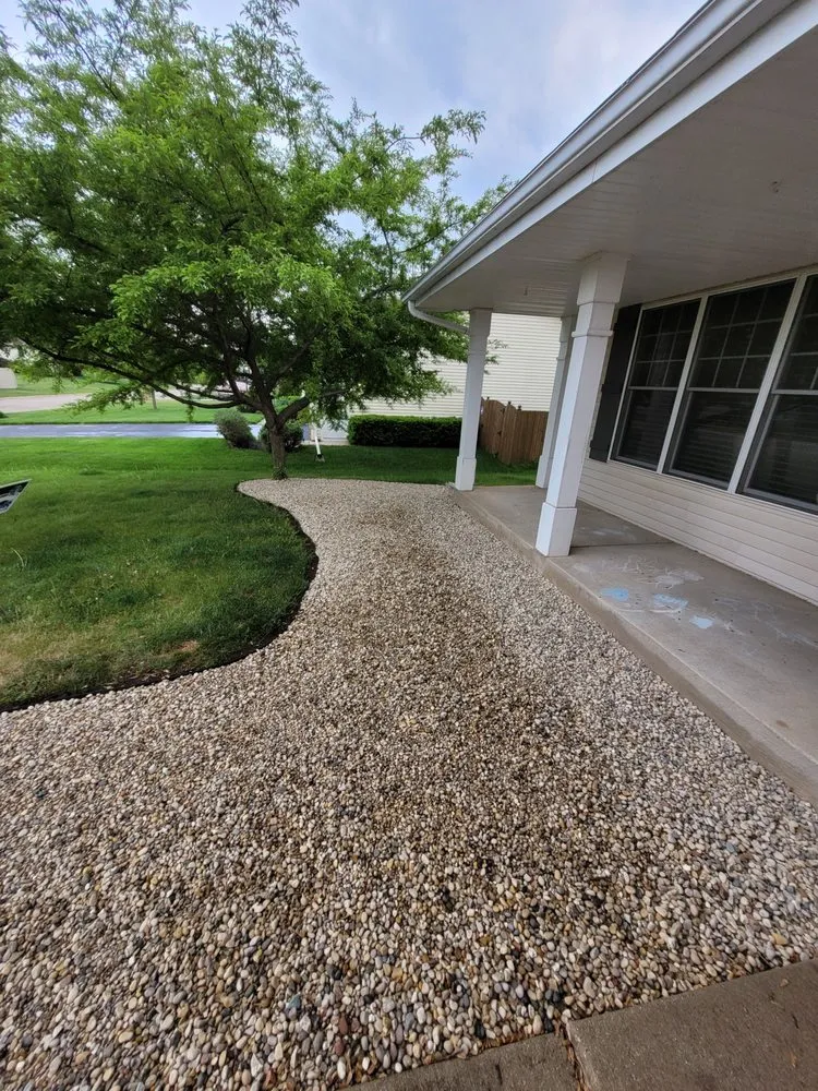 Professional landscape design in South Beloit, IL - Gardening America