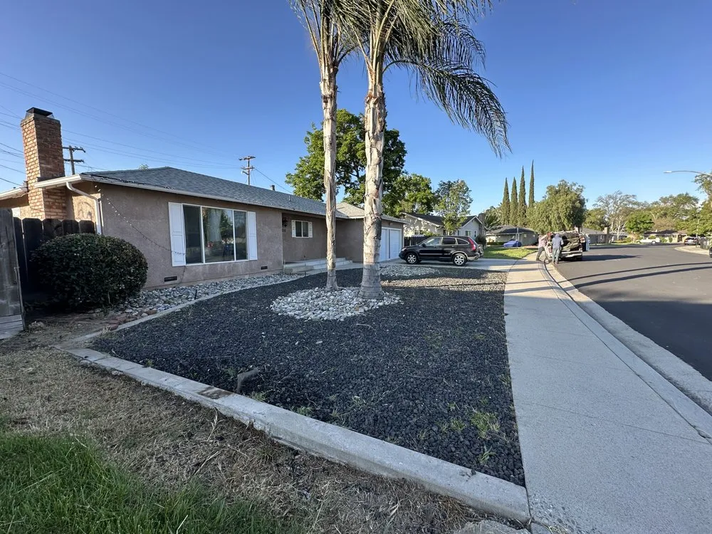 Expert lawn mowing service in Ceres, CA - Gardening By Omar