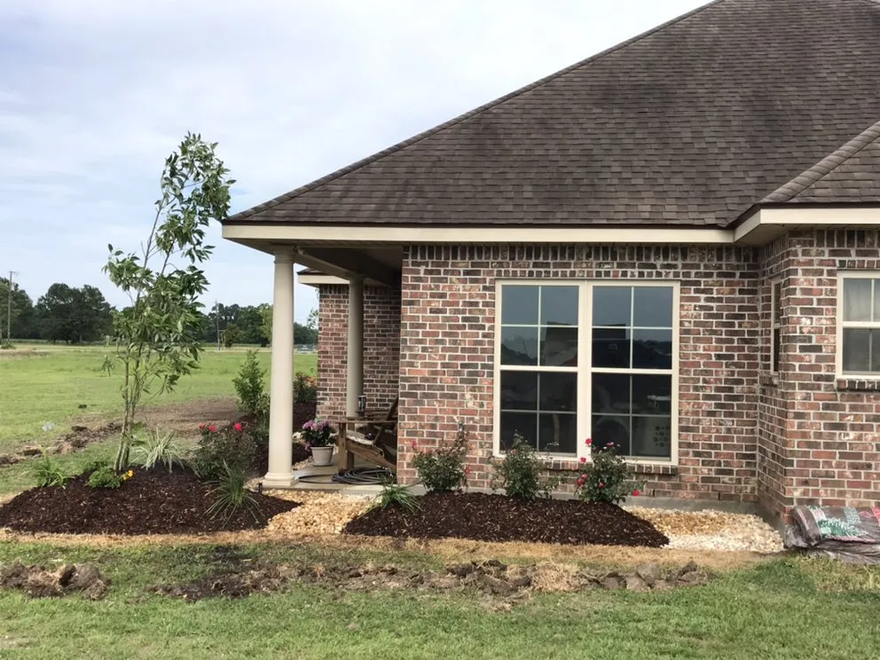 Trusted garden landscaping in New Iberia, LA by Gardening By Zac