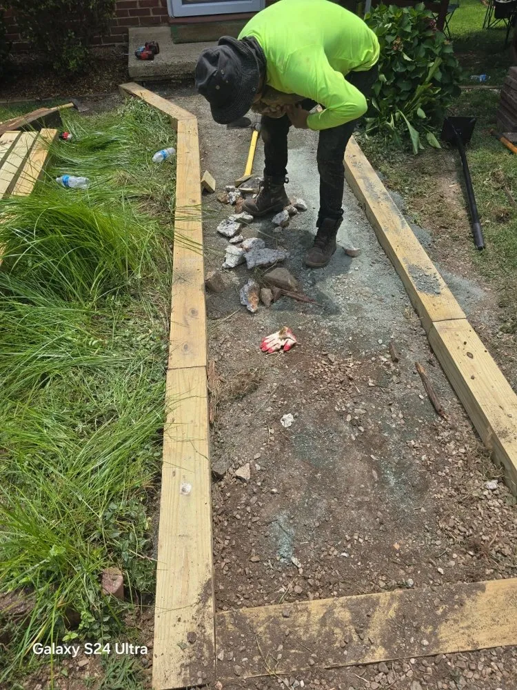 Affordable landscaping services in Culpeper, VA by Gardening Company