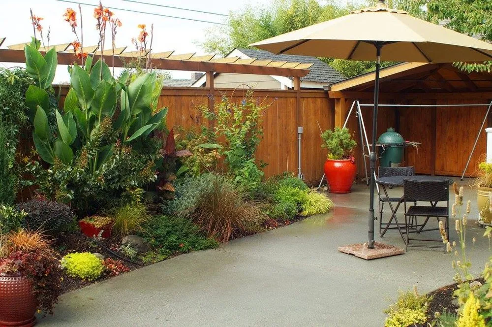 Custom residential landscaping near you in Petaluma, CA by Gardening Gal