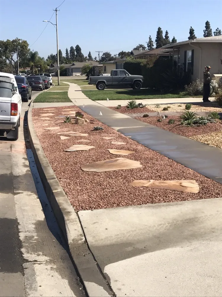 Professional residential landscaping in Los Angeles, CA - Gardening Services Ramos