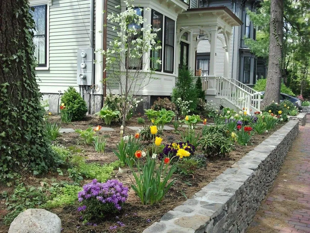 Custom garden landscaping in Cambridge, MA - Gardening with Jenny