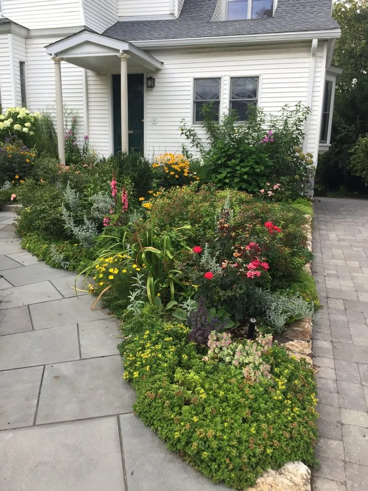 Affordable lawn mowing service experts serving Cambridge, MA - Gardening with Jenny