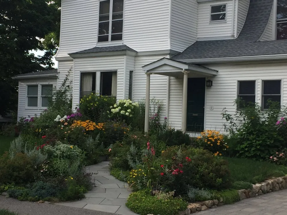 Reliable yard cleanup service in Cambridge, MA by Gardening with Jenny