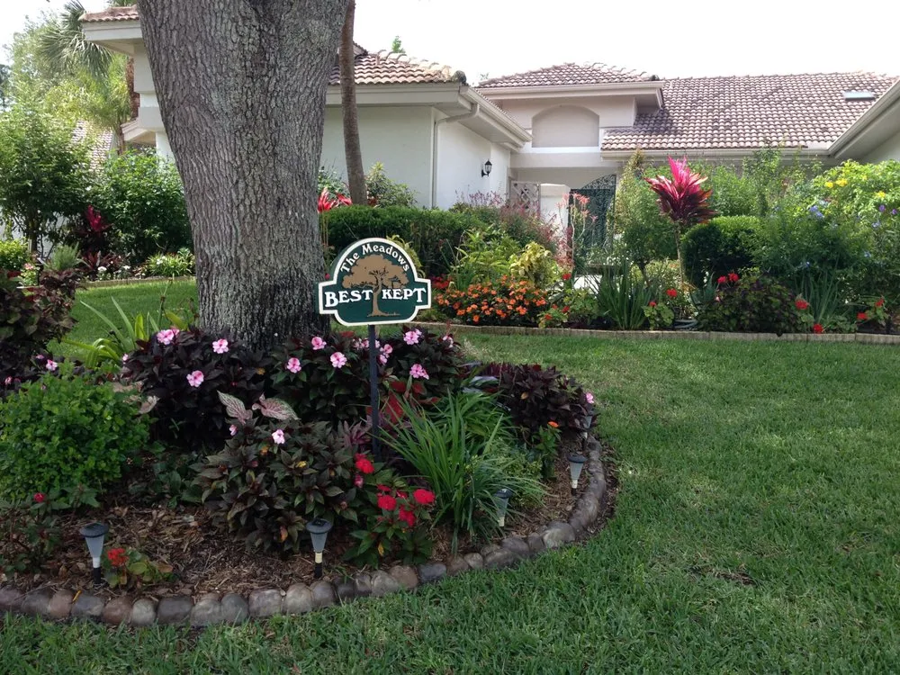 Affordable yard cleanup service in Sarasota, FL - Gardens By Allison