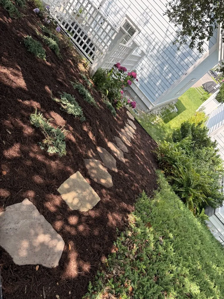 Trusted outdoor landscaping in Norfolk, VA - Gardens by Oz