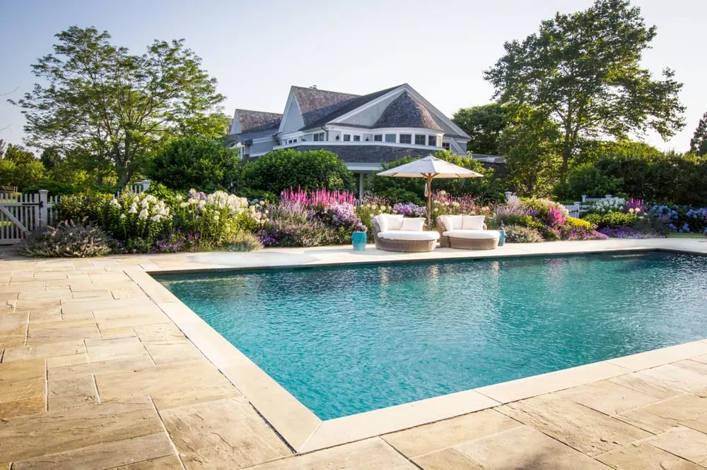 Reliable lawn care service in Southampton, NY by Gardens by Romi