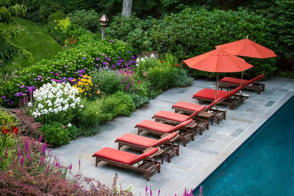 Local residential landscaping in Southampton, NY - Gardens by Romi