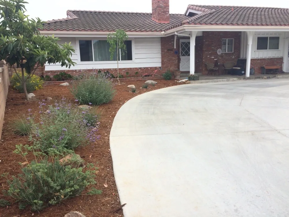 Expert yard maintenance experts serving San Diego, CA - Gardens for the Future