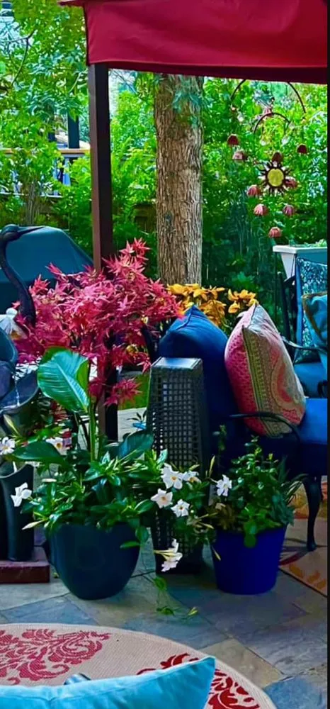 Custom garden landscaping experts serving Highlands Ranch, CO - Gardens In Bloom Landscaping