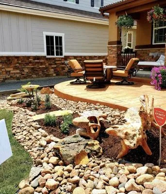 Gardens In Bloom Landscaping