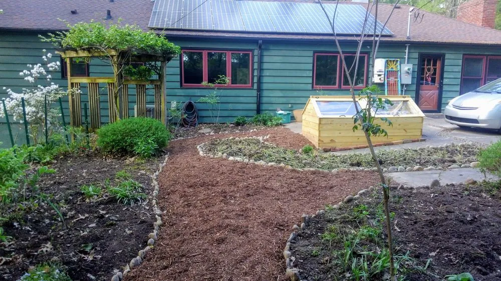 Local lawn mowing service experts serving Asheville, NC - Gardens of Eatin Landscaping