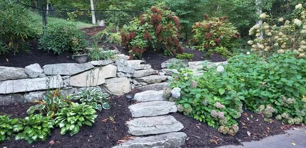 Gardens of Eatin Landscaping Logo