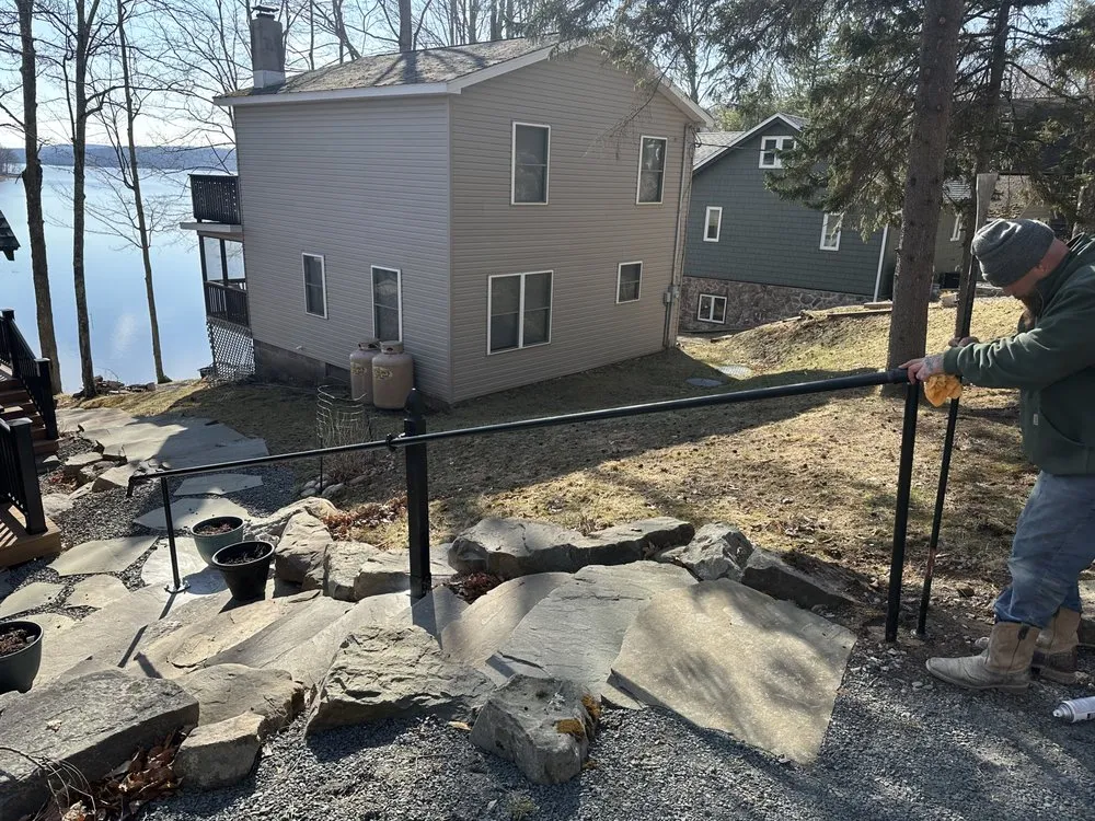 Top-rated lawn care service in Scranton, PA by Gardens Of Edan