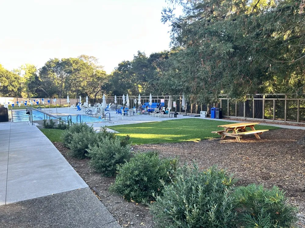 Custom lawn care service for beautiful yards in Sebastopol, CA by Gardens of the Wine Country