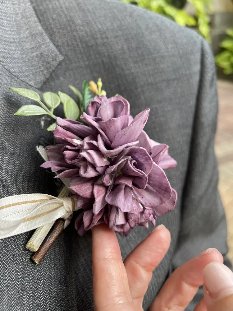 Expert landscaping services in Woodstock, IL by Gardens of Woodstock