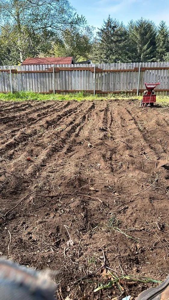 Local lawn mowing service in Fortuna, CA - Gardens Salgado