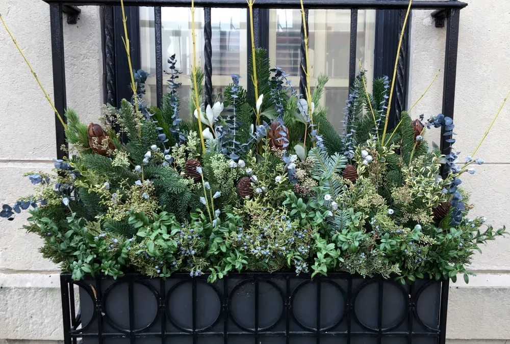 Reliable outdoor landscaping in Chicago, IL - Gardens That Grow