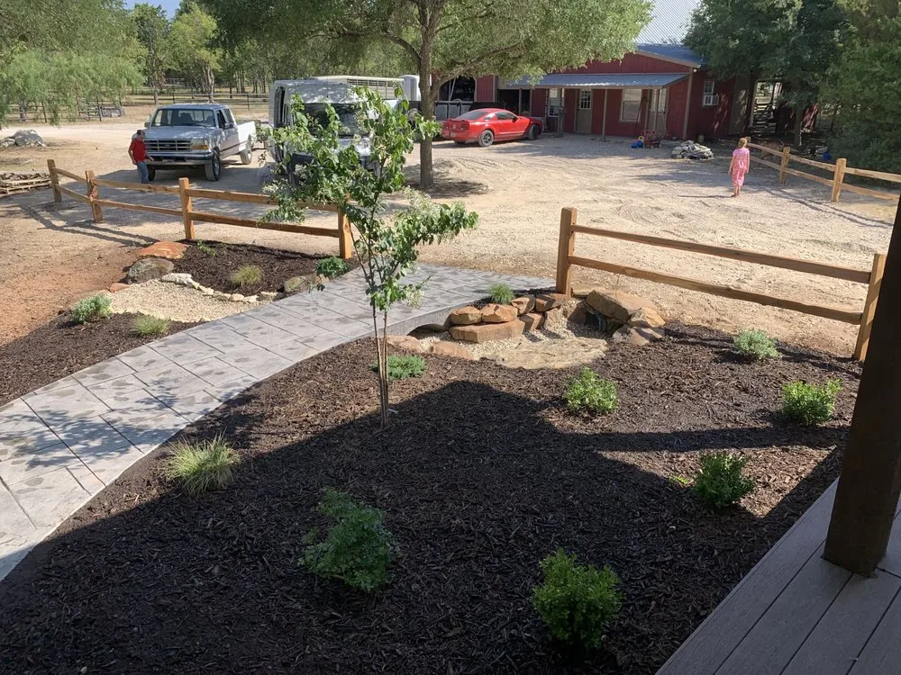 Custom yard maintenance in Elm Mott, TX by Gardens Unlimited