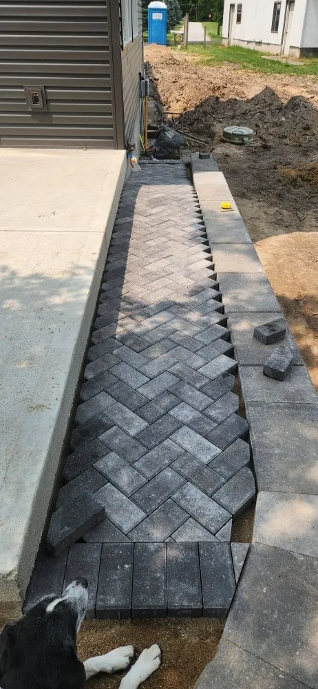 Reliable landscape design in Delphi, IN by GardenScapes