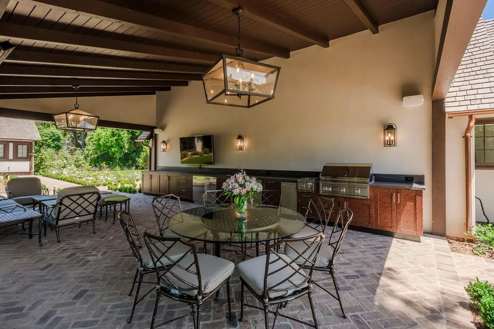 Custom residential landscaping near you across San Mateo, CA - GardenScapes