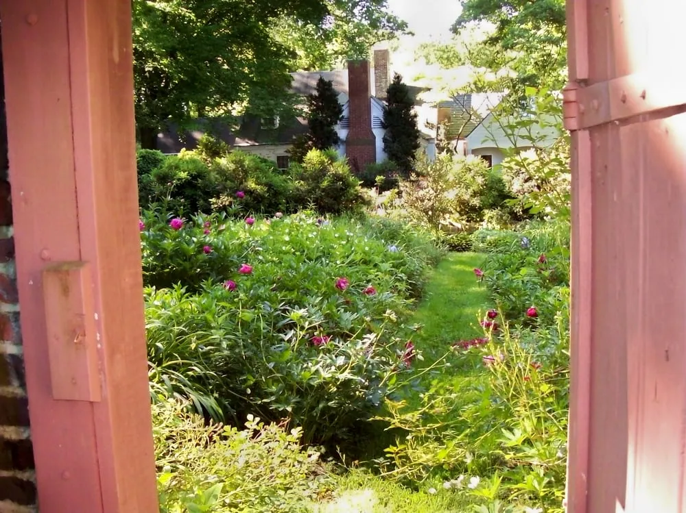 Top-rated landscape design in Charlottesville, VA by Gardenworks Landscape Services