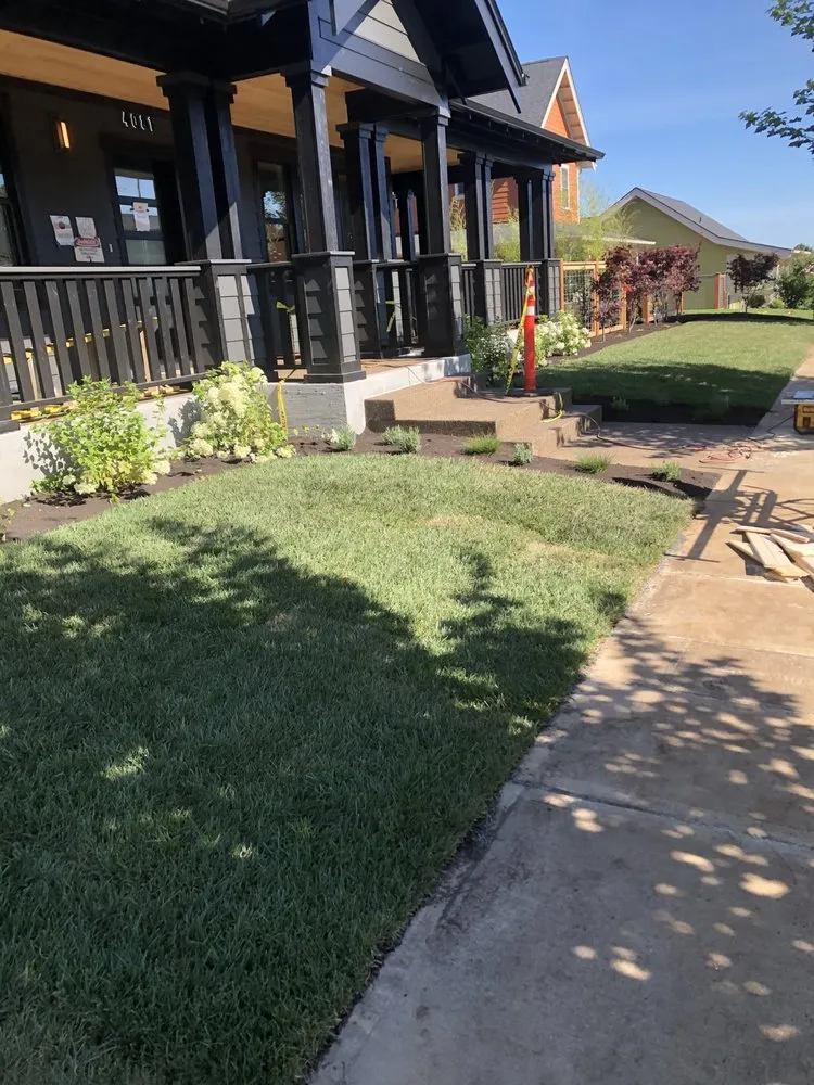 Expert yard maintenance in Salem, OR - Gardner Landscape