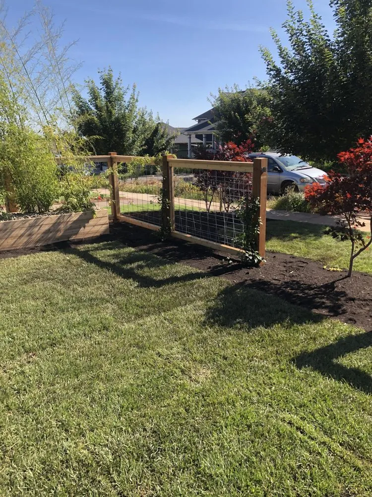 Custom lawn care service experts serving Salem, OR - Gardner Landscape