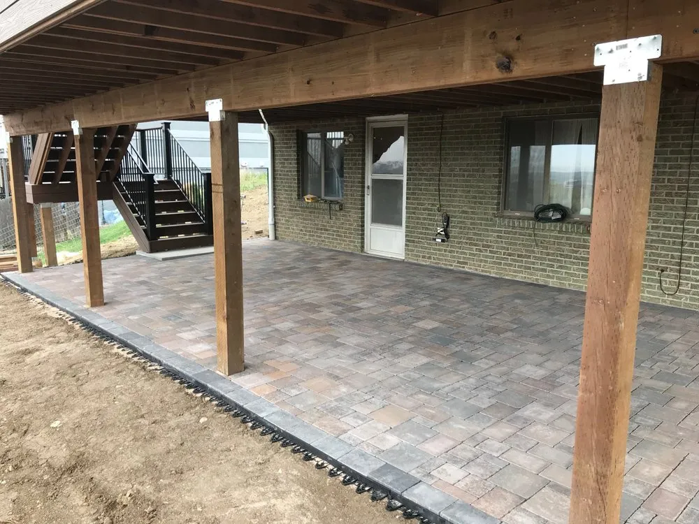 Custom lawn mowing service experts serving Lakewood, CO - Gardner Landscape Services