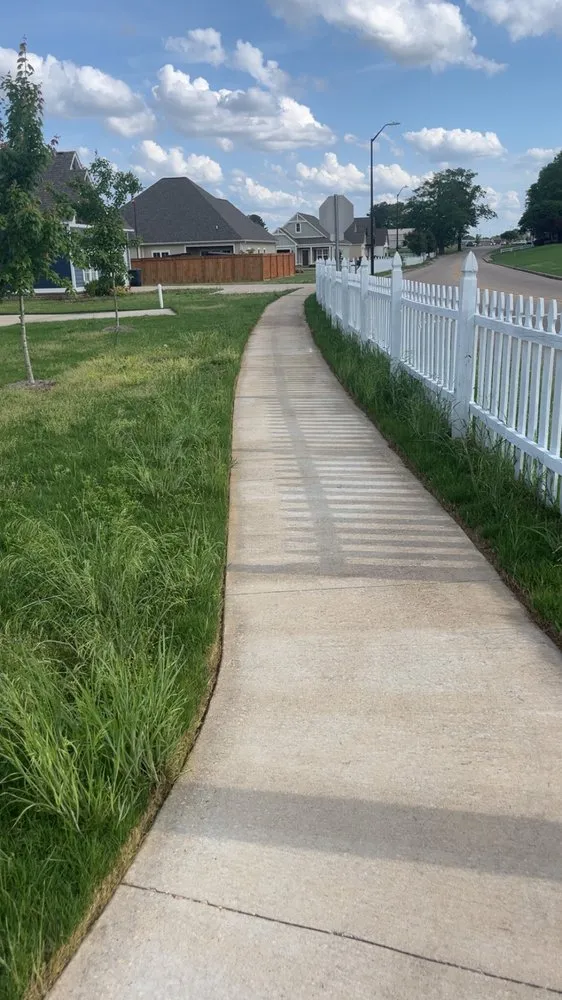 Reliable lawn care service for outdoor upgrades across New Albany, MS - Gardner Lawncare