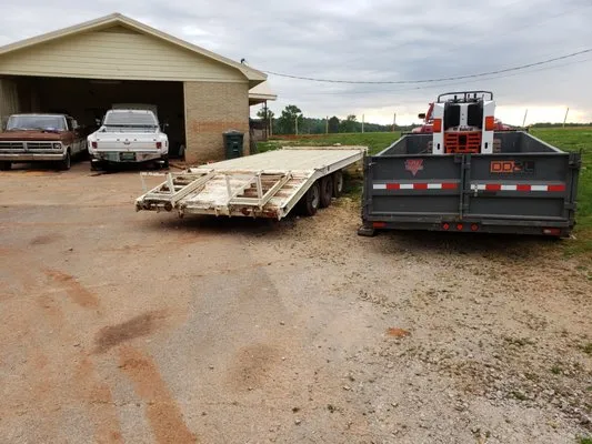 Gardner Tree Service Logo