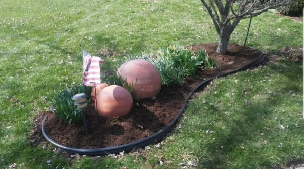 Expert yard maintenance experts serving Miamisburg, OH - Garen's Landscaping