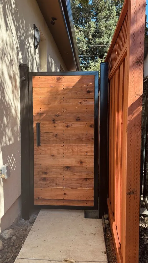 Trusted yard cleanup service in Sunnyvale, CA by Garescape