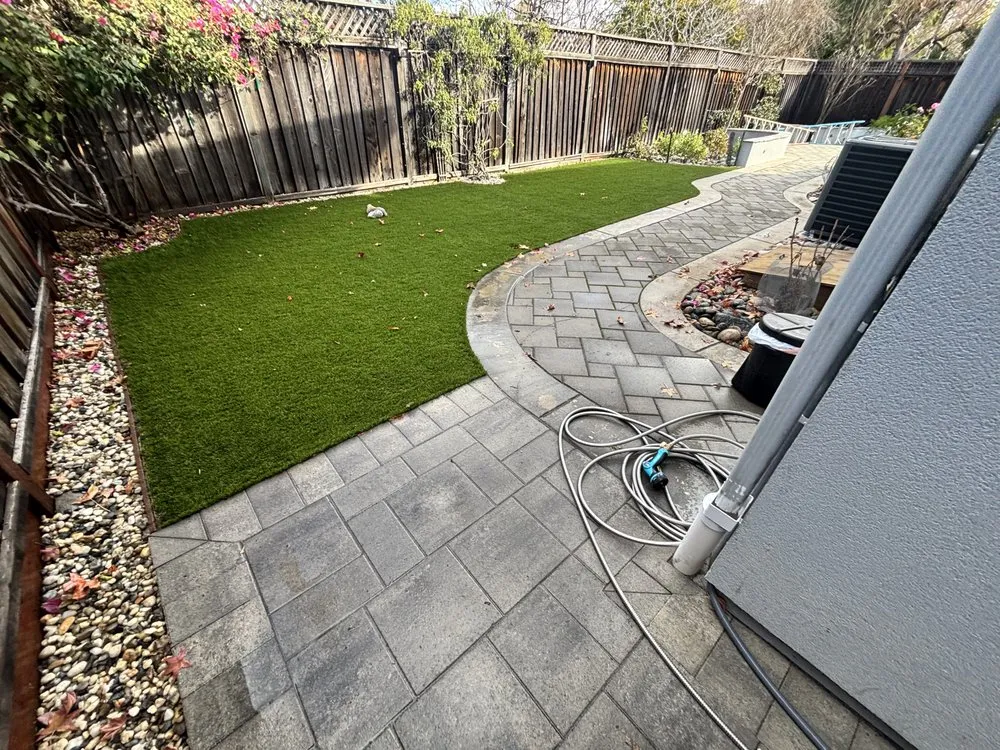 Affordable lawn care service in Sunnyvale, CA by Garescape