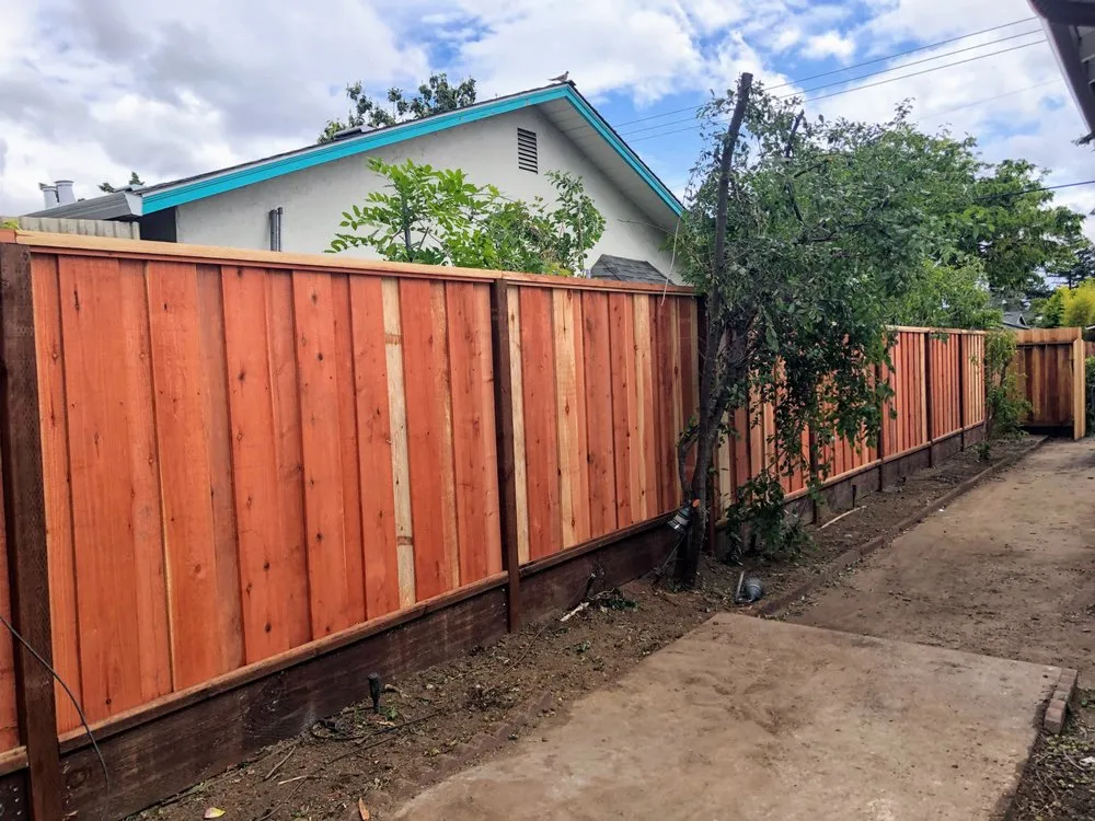 Expert lawn care service near you in Turlock, CA by Garescape