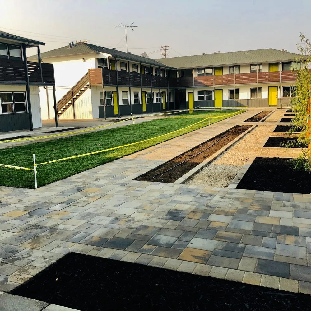 Professional landscaping services experts serving Turlock, CA - Garescape