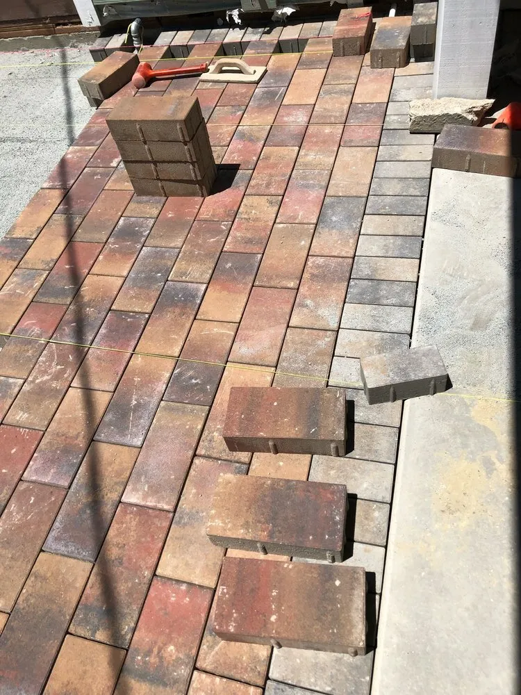 Affordable lawn mowing service with custom design in Turlock, CA by Garescape