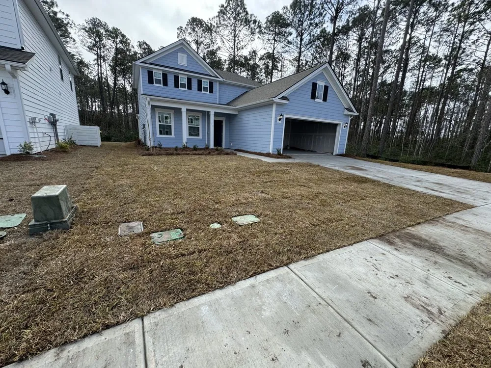 Professional outdoor landscaping experts serving Hinesville, GA - Gargoram Landscaping