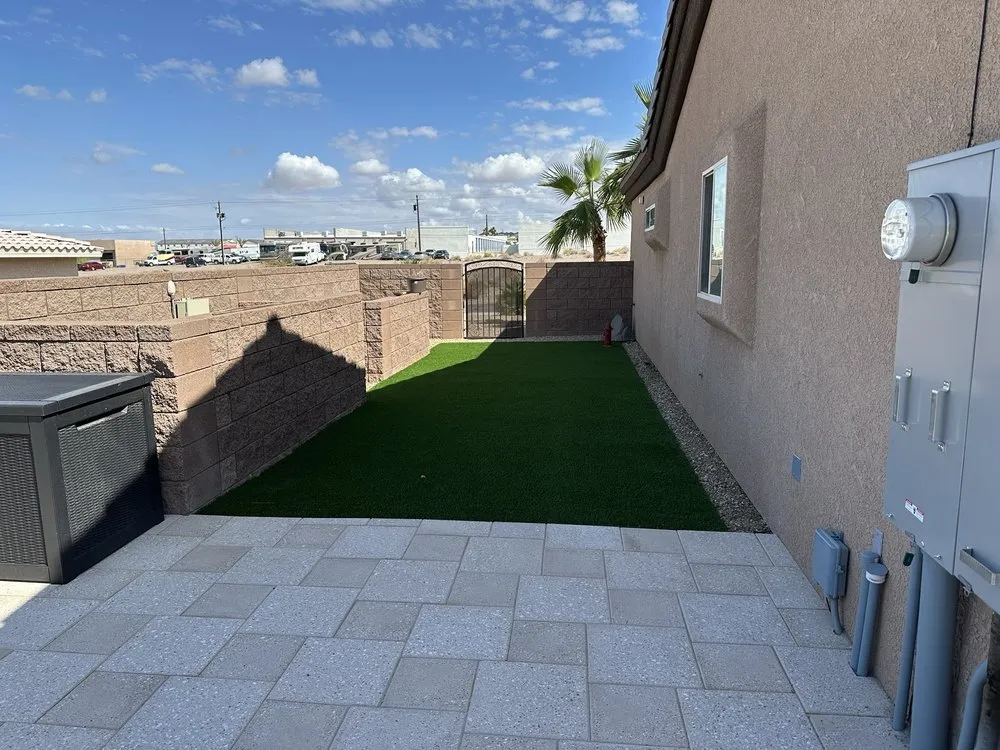 Custom garden landscaping for residential properties across Lake Havasu City, AZ - Garitee Landscapes & Bobcat Service