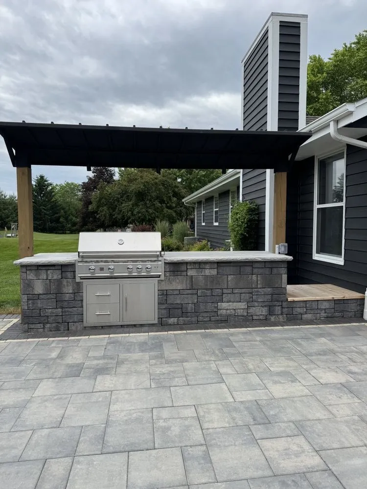 Trusted landscape installation for beautiful yards across Oconomowoc, WI - Garity Acres